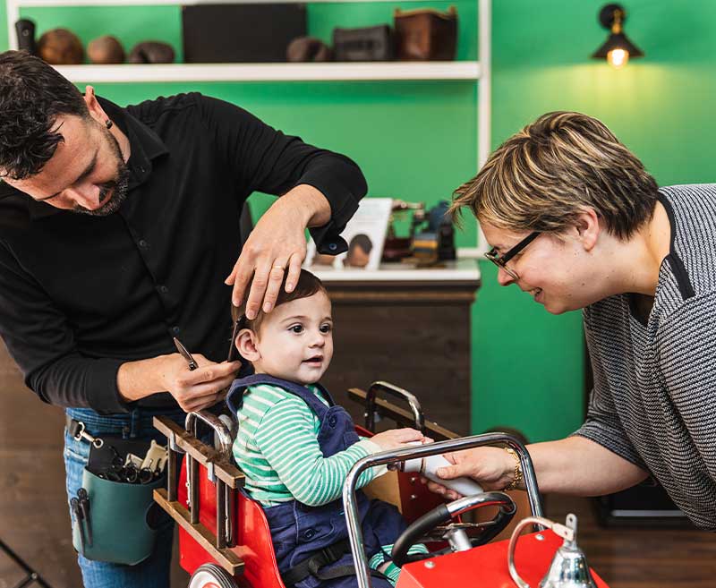 子供用理容椅子